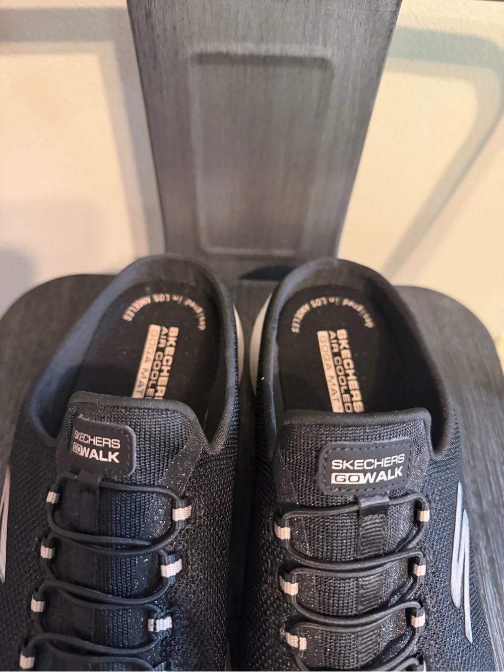 Skechers GOwalk Goga Mat Mule Sneakers Black Women's 10